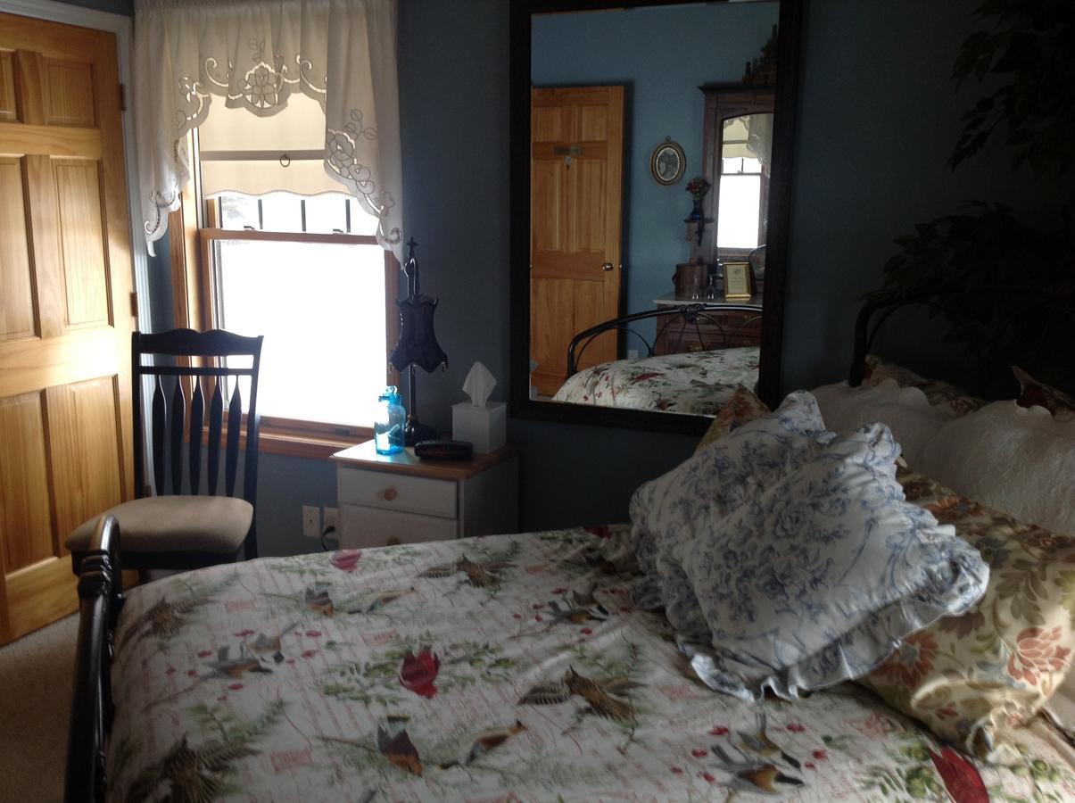 Blue Heron Inn Bed And Breakfast Rexburg Chambre photo