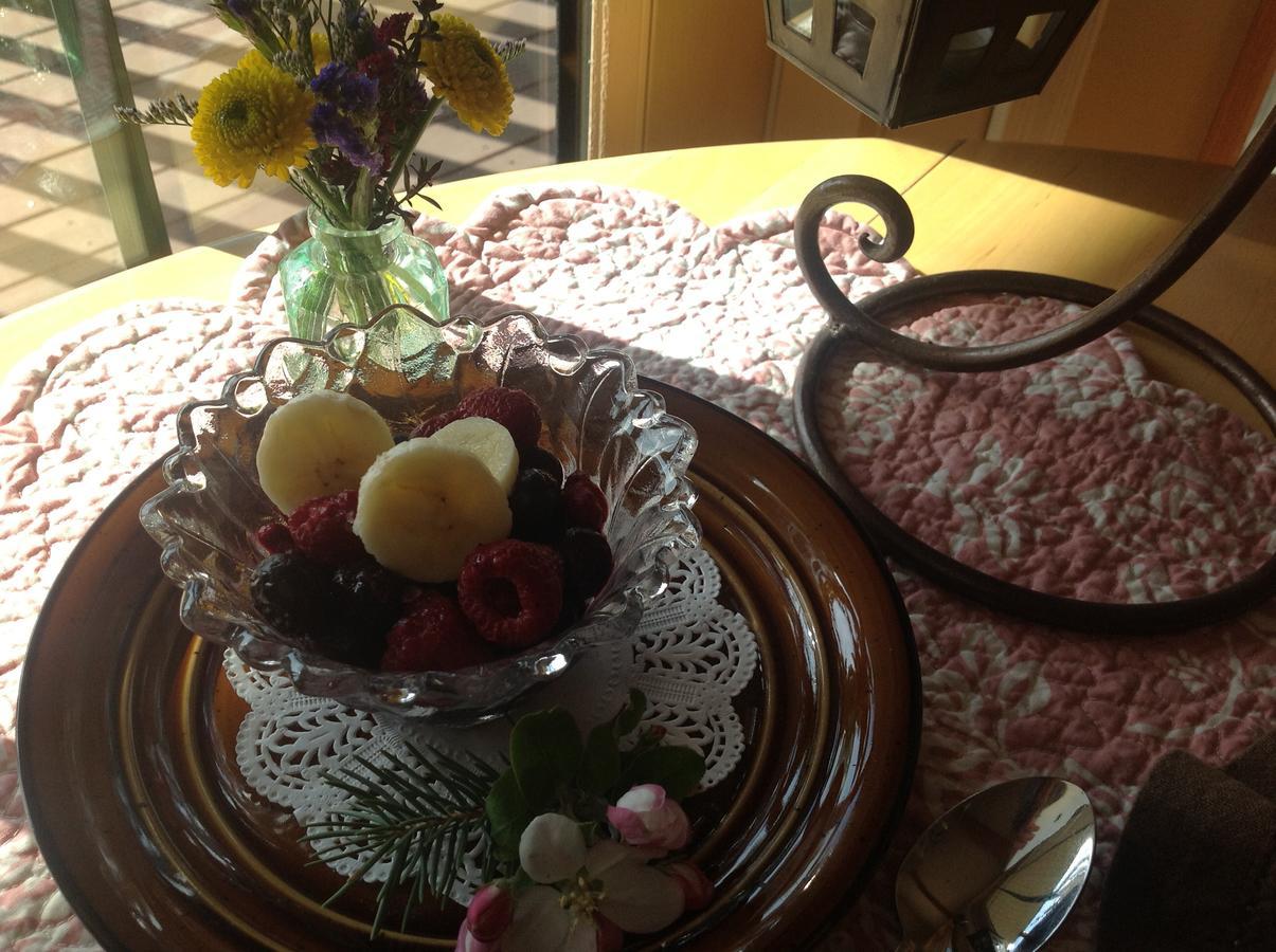 Blue Heron Inn Bed And Breakfast Rexburg Extérieur photo
