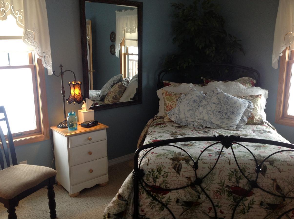 Blue Heron Inn Bed And Breakfast Rexburg Chambre photo