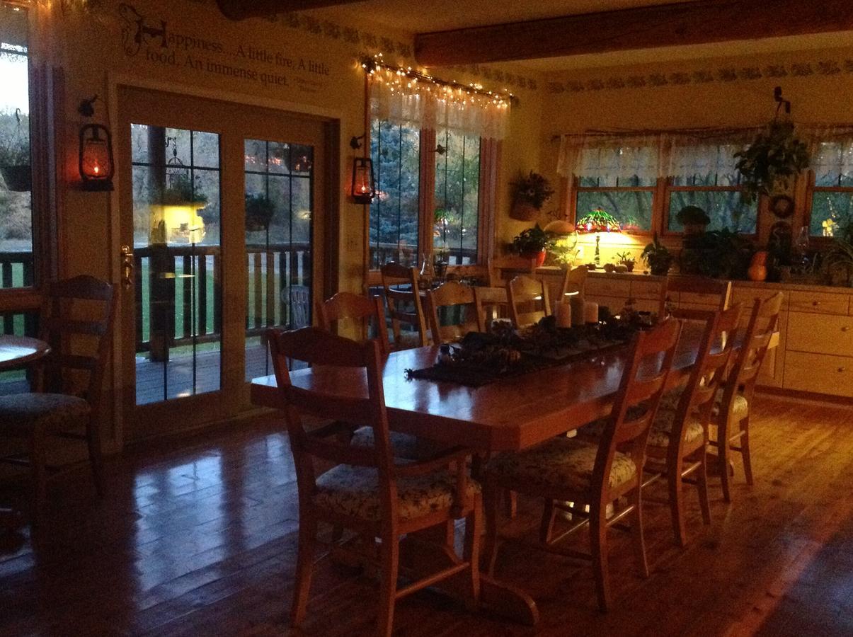Blue Heron Inn Bed And Breakfast Rexburg Extérieur photo